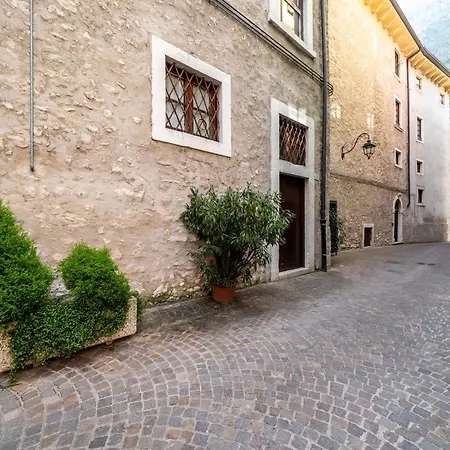 Gardastay - Ferdi's House Apartment
